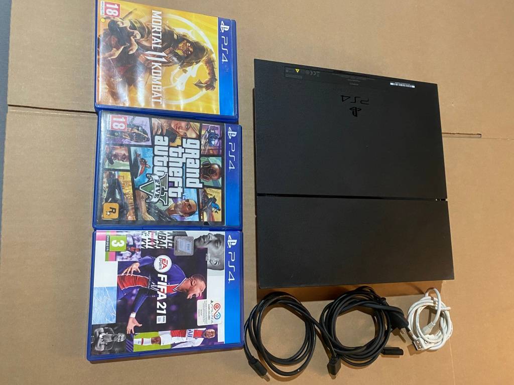 PlayStation PS4 CONSOLE* 1TH HDD*MODELCUH1216B*3 GAMES *2 SONY